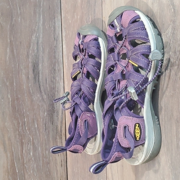 KEEN Womens Whisper waterproof Sandals hiking Outdoor shoes sz 5 - Picture 1 of 11